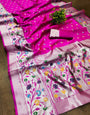 Intricate Magenta Paithani Silk Saree With Flaunt Blouse Piece