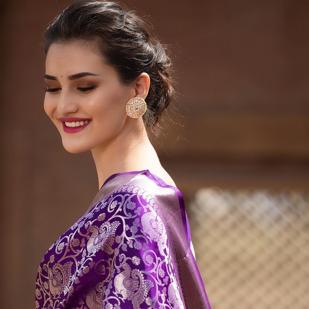 Elegant Purple Soft Banarasi Silk Saree With Supernal Blouse Piece