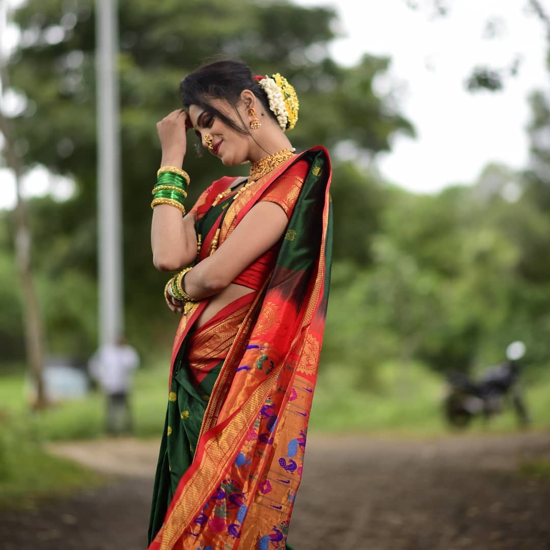 Alluring Green Paithani Silk Saree With Ethnic Blouse Piece