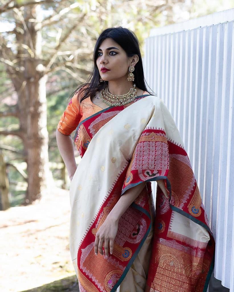 Exuberant Off White Soft Banarasi Silk Saree With Beauteous Blouse Piece