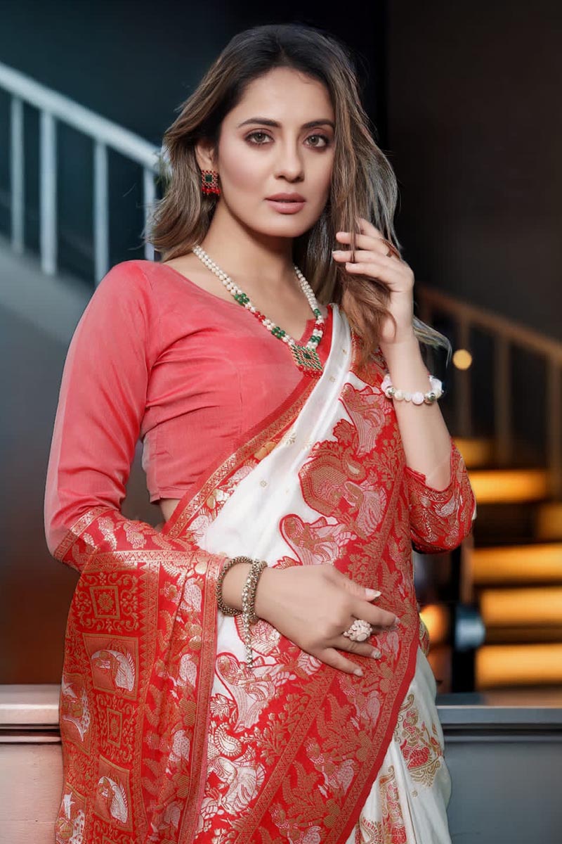 Embellished White Soft Banarasi Silk Saree With Skinny Blouse Piece