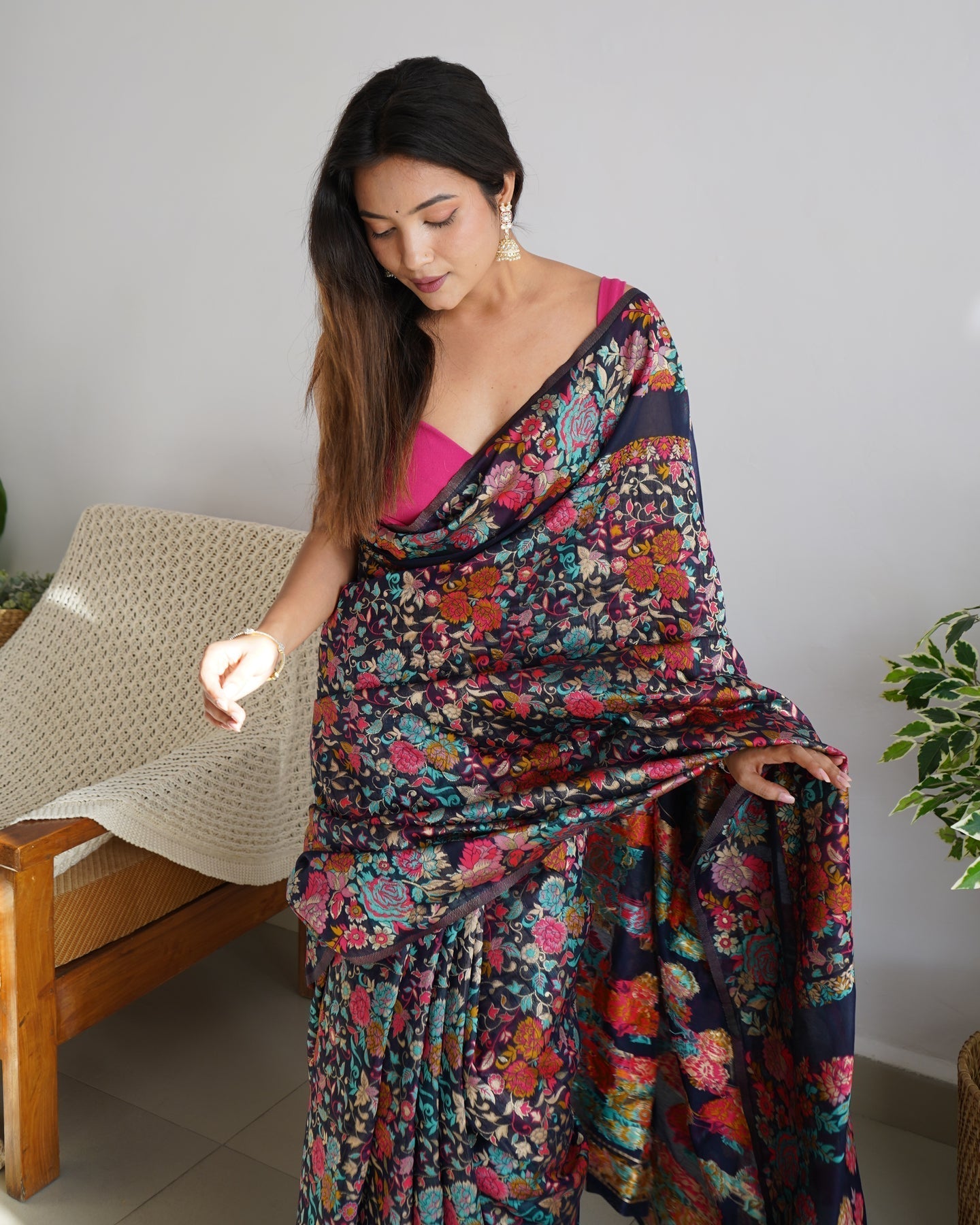 Sempiternal Navy Blue Pashmina saree With Amazing Blouse Piece
