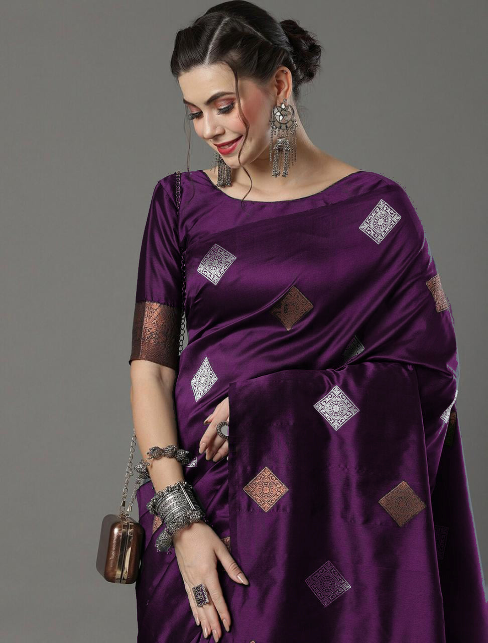 Enchanting Wine Soft Silk Saree With Glorious Blouse Piece