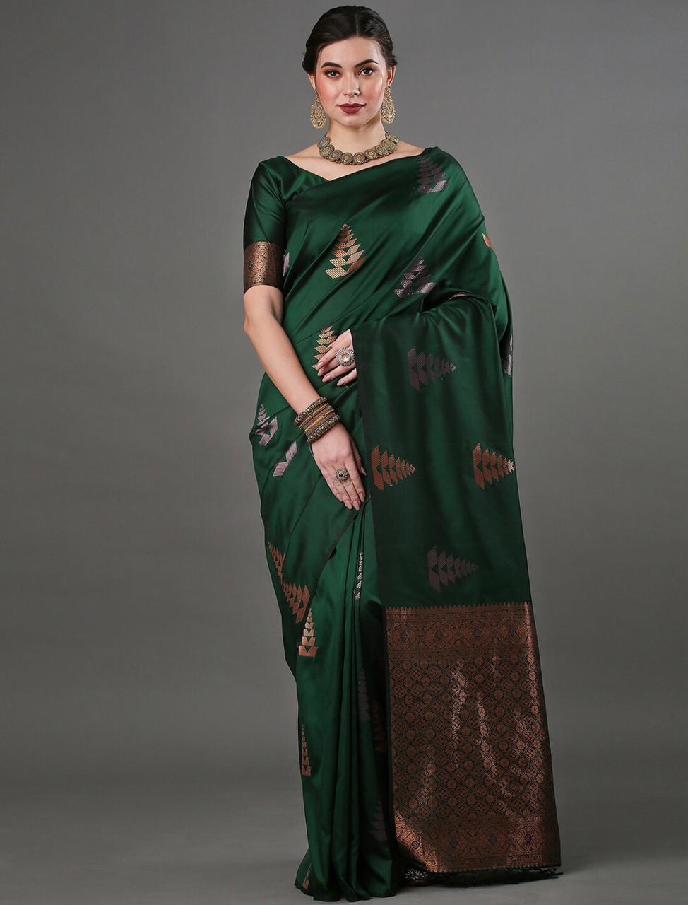 Fragrant Green Soft Silk Saree With Incomparable Blouse Piece