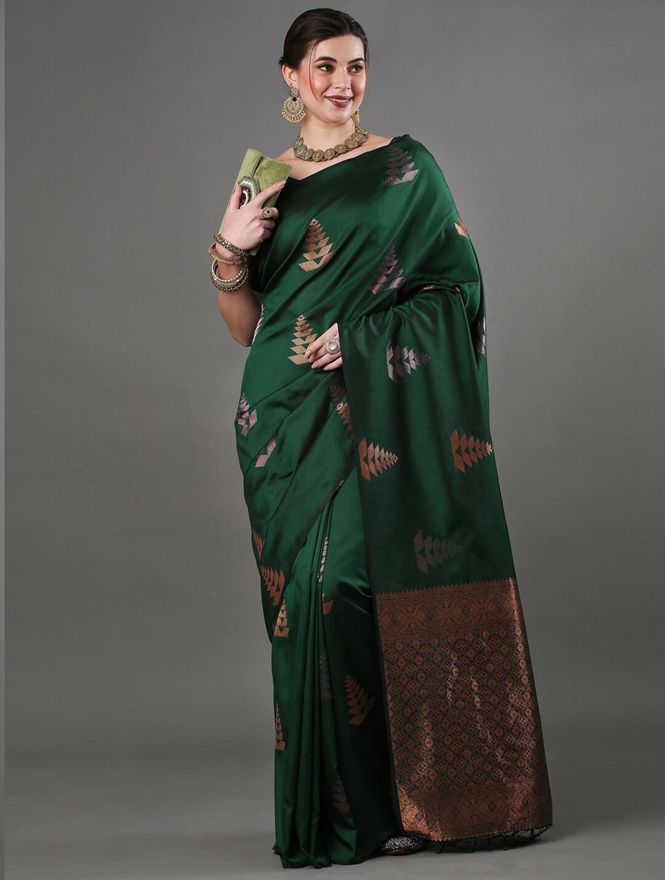 Fragrant Green Soft Silk Saree With Incomparable Blouse Piece