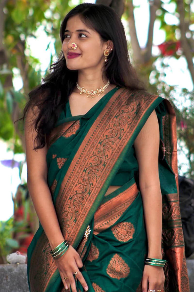 Prominent Dark Green Soft Silk Saree With Winsome Blouse Piece