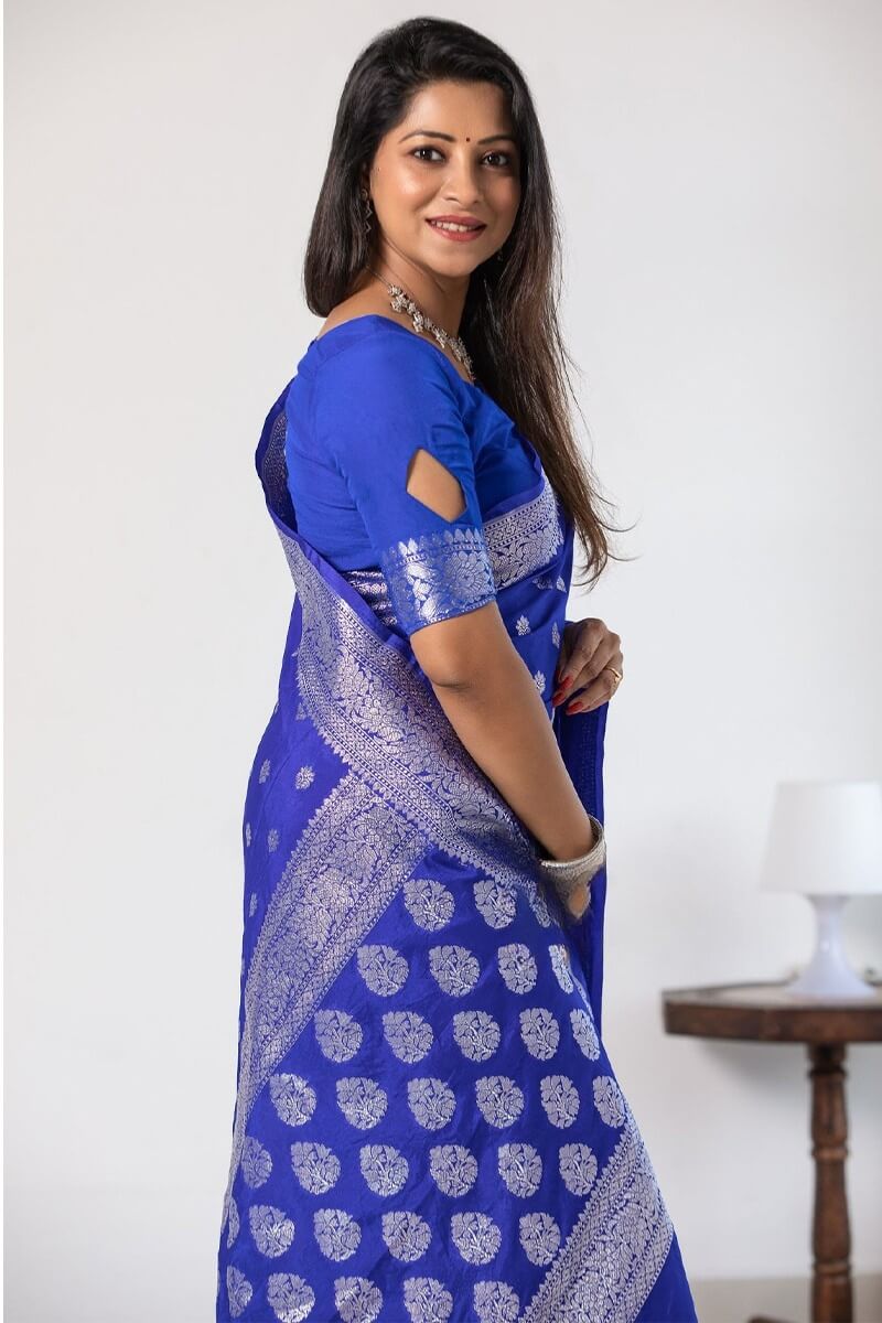 Magnetic Blue Soft Silk Saree With Cynosure Blouse Piece