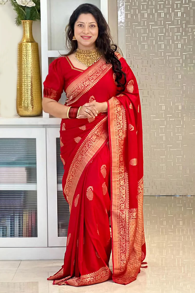 Fragrant Red Soft Silk Saree With Scrupulous Blouse Piece