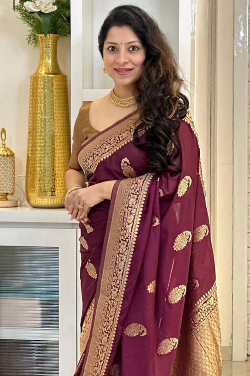 Enthralling Wine Soft Silk Saree With Forbearance Blouse Piece