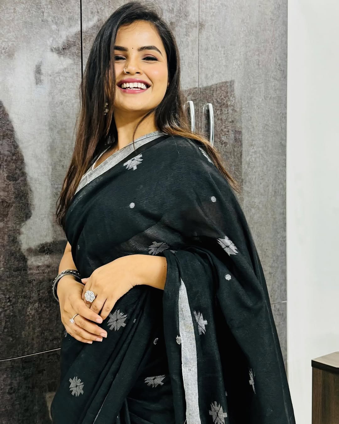 Impressive Black Cotton Silk Saree With Exemplary Blouse Piece