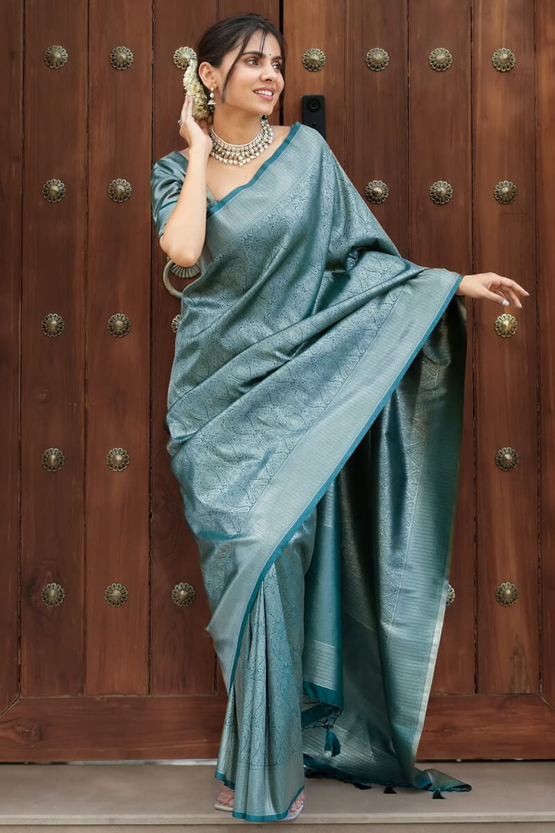 Opulent Rama Soft Silk Saree With Gorgeous Blouse Piece
