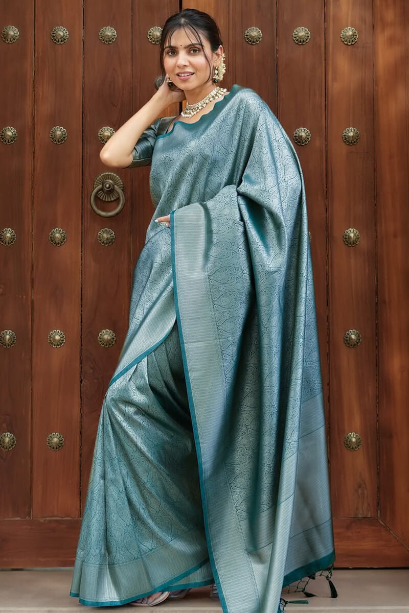 Opulent Rama Soft Silk Saree With Gorgeous Blouse Piece