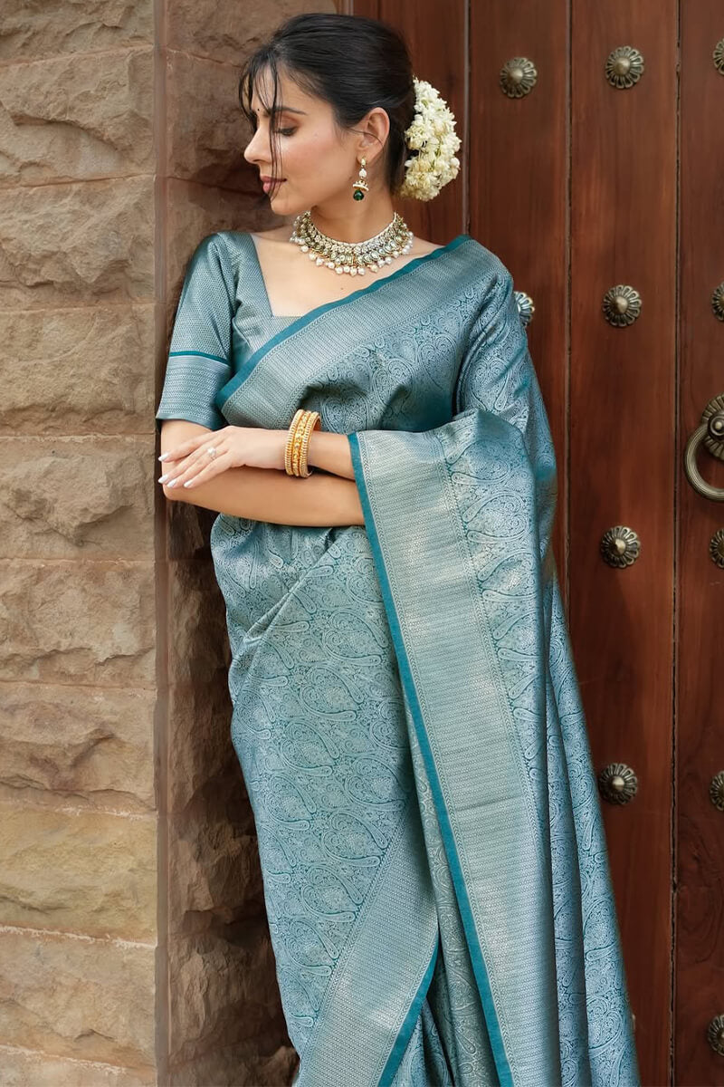 Opulent Rama Soft Silk Saree With Gorgeous Blouse Piece