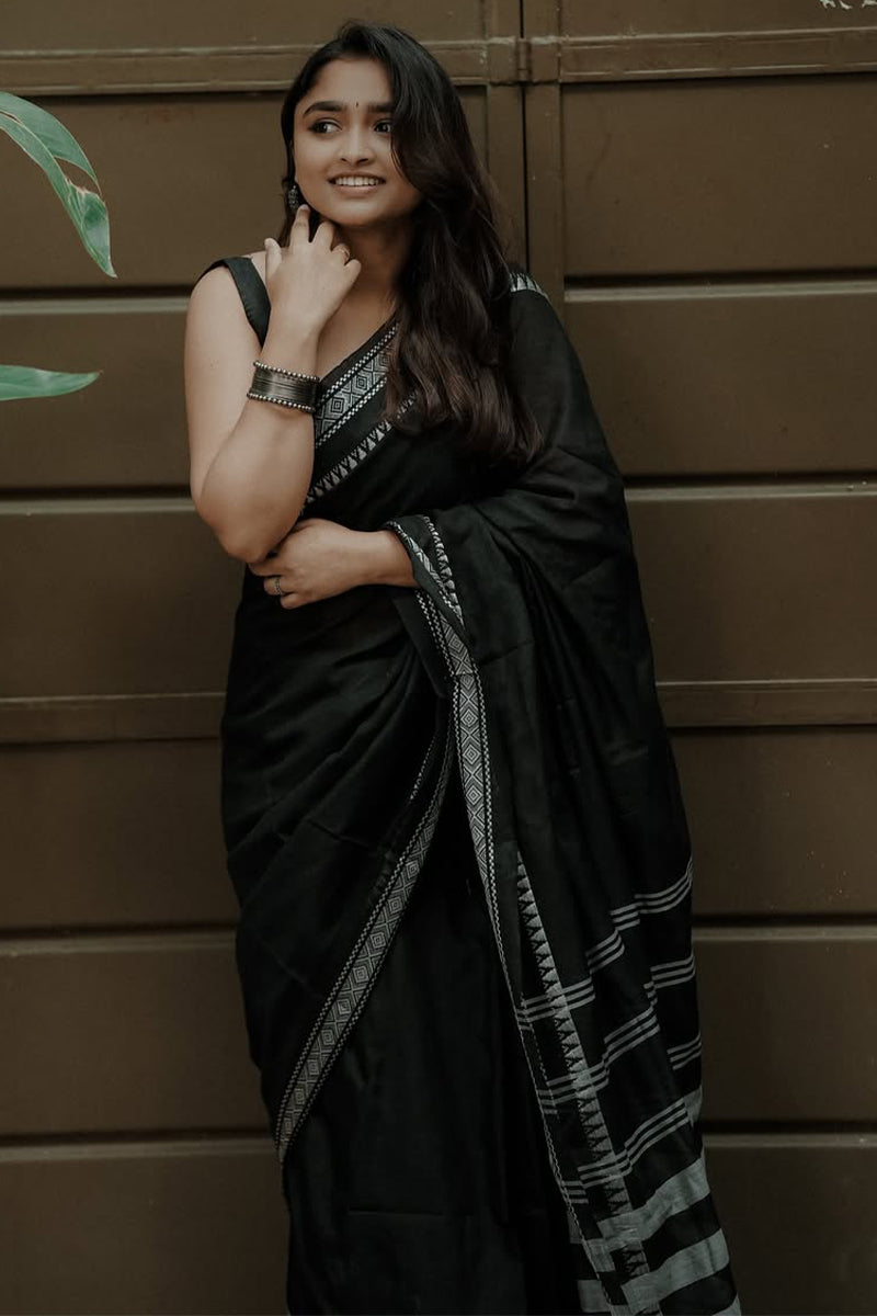 Transcendent Black Cotton Silk Saree With Pulsating Blouse Piece