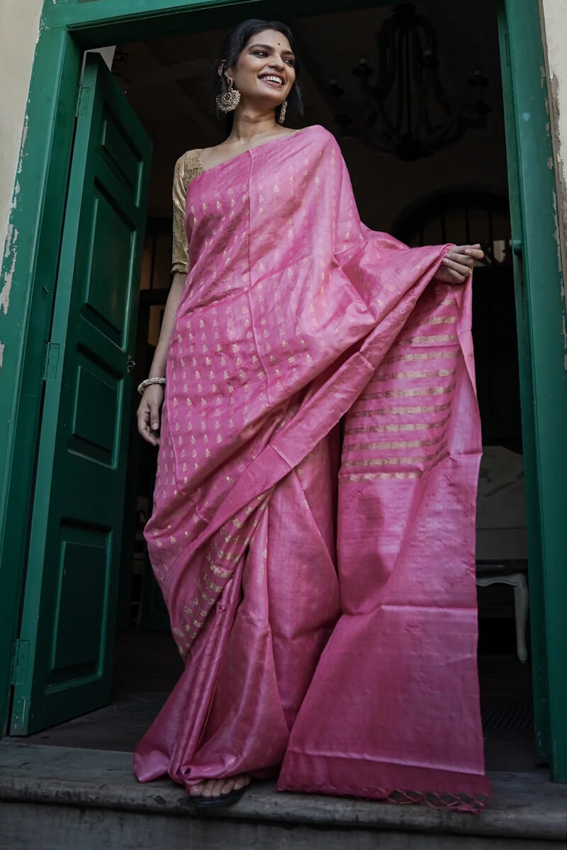 Lissome Pink Soft Silk Saree With Designer Blouse Piece