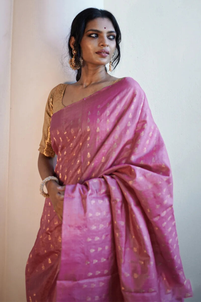 Lissome Pink Soft Silk Saree With Designer Blouse Piece