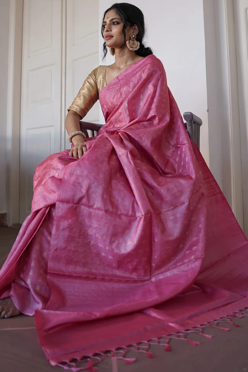 Lissome Pink Soft Silk Saree With Designer Blouse Piece