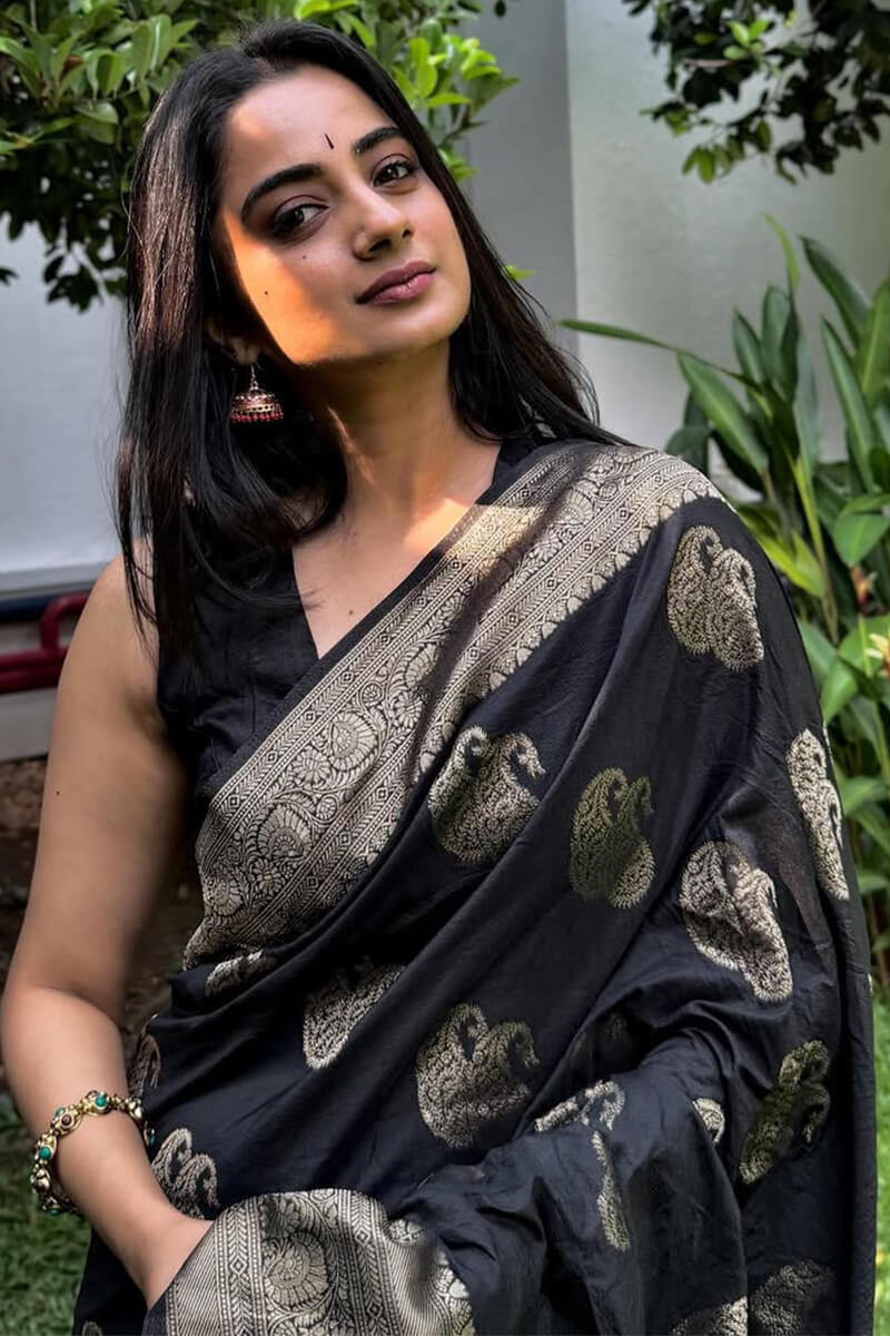 Majestic Black Soft Silk Saree With Arresting Blouse Piece