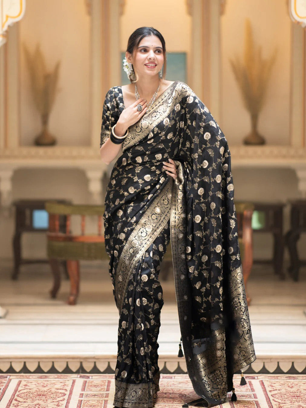 Whimsical Black Soft Silk Saree With Jazzy Blouse Piece
