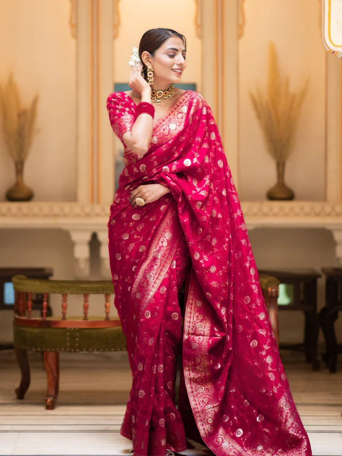 Charismatic Dark Pink Soft Silk Saree With Gratifying Blouse Piece