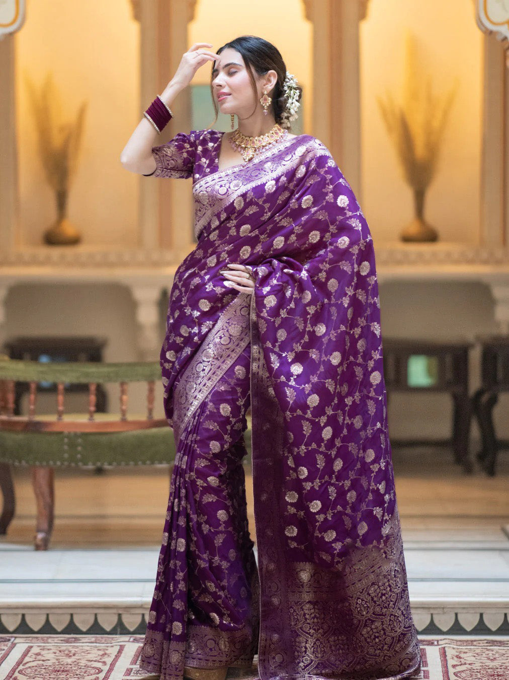 Enthralling Purple Soft Silk Saree With Deserving Blouse Piece