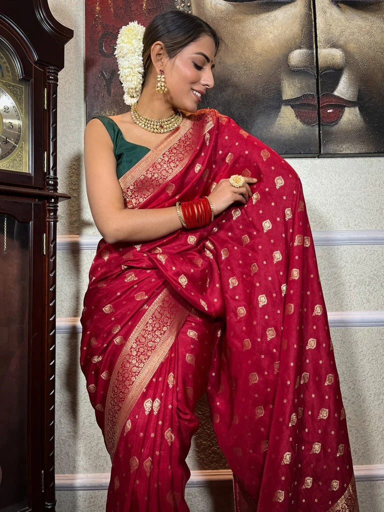 Lassitude Red Soft Silk Saree With Fugacious Blouse Piece