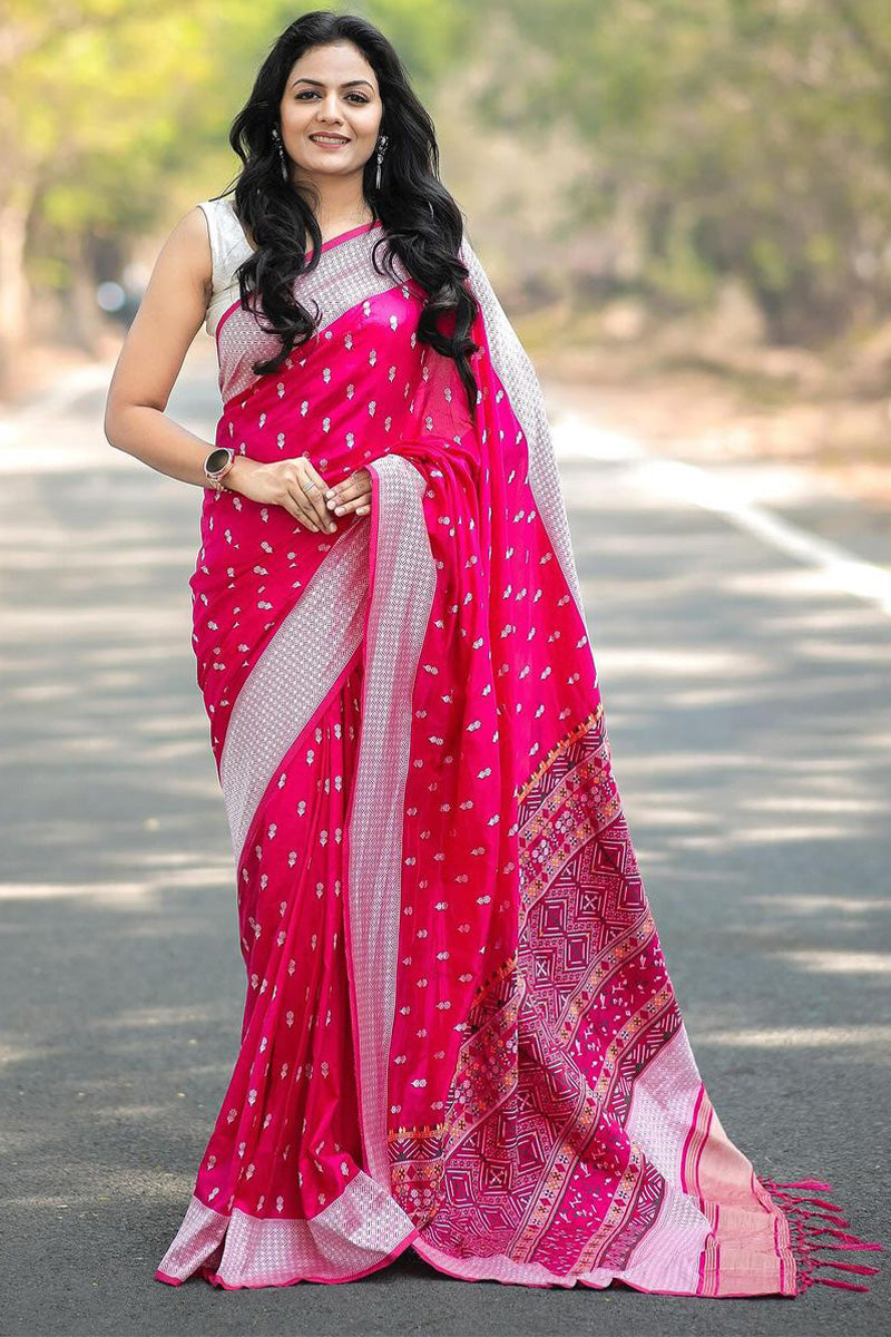 Cadmium Pink Maheshawari Cotton Silk Saree