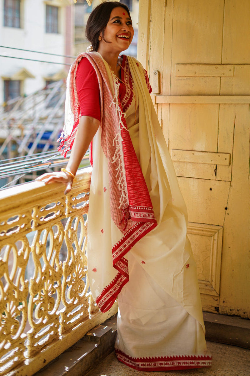 Rose White Maheshawari Cotton Silk Saree