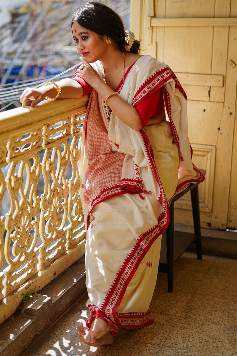 Rose White Maheshawari Cotton Silk Saree