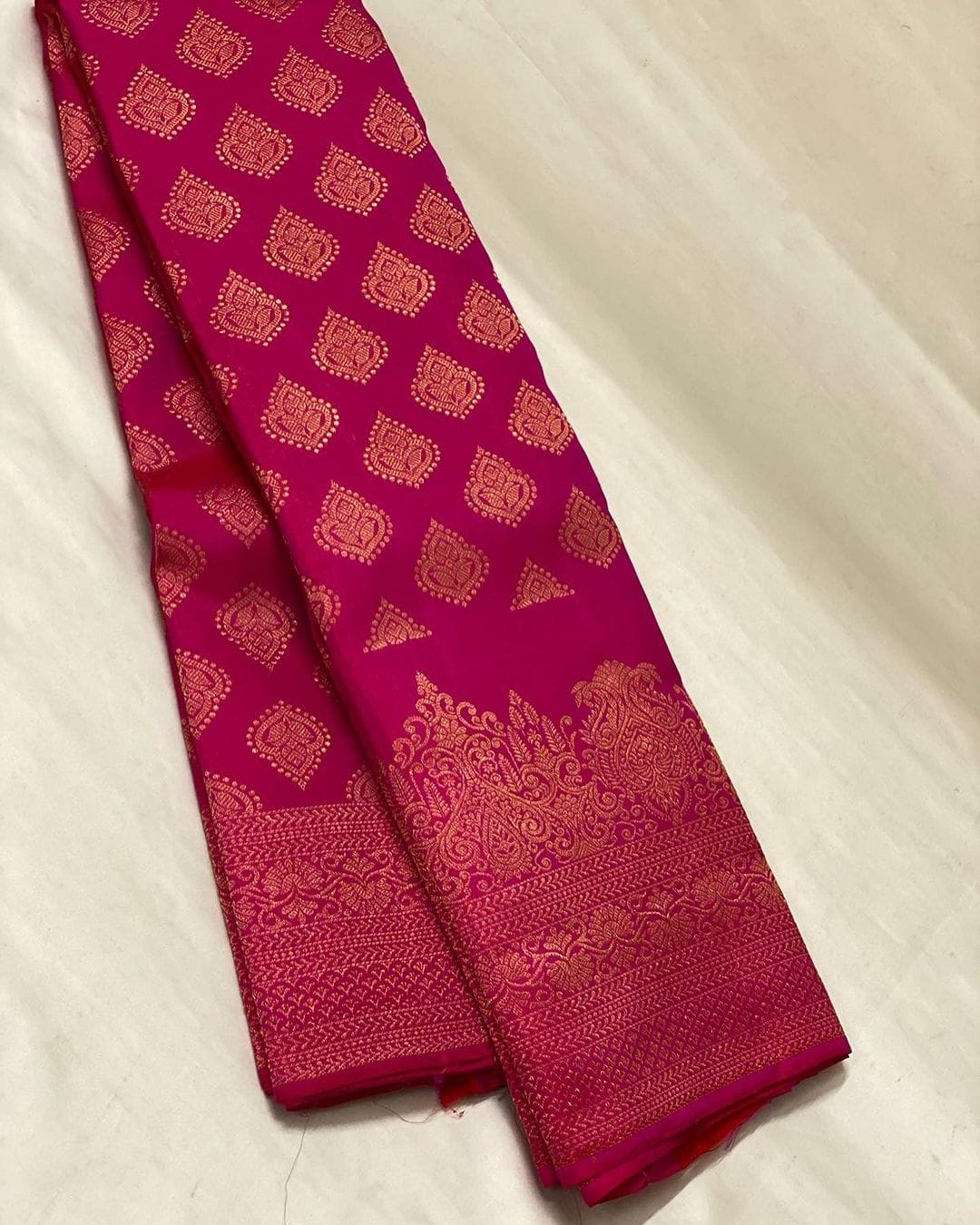 Artistic Dark Pink Soft Silk Saree With Glowing Blouse Piece