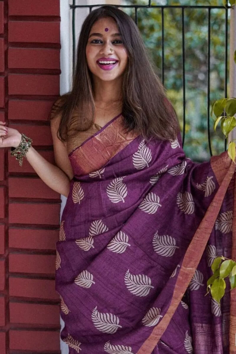 Reddish Magenta Maheshawari Cotton Silk Saree