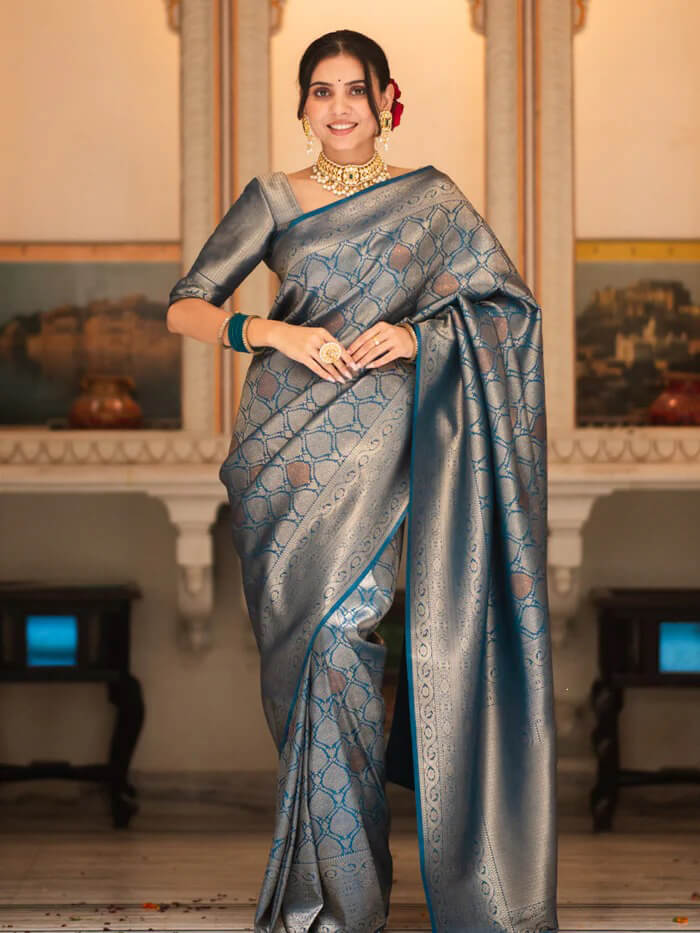 Demanding Blue Soft Silk Saree With Ravishing Blouse Piece