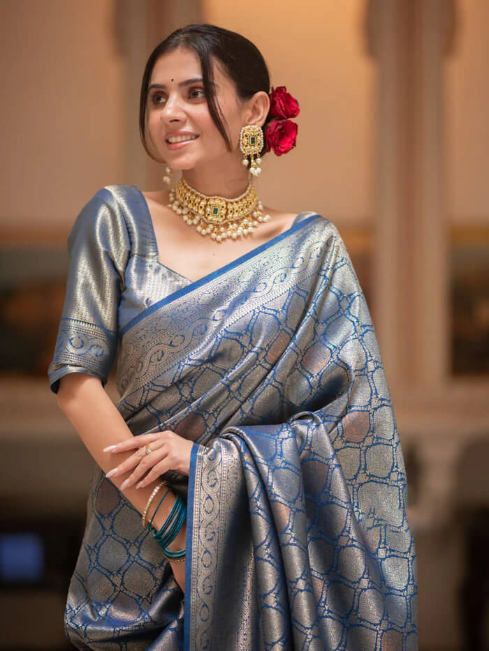 Demanding Blue Soft Silk Saree With Ravishing Blouse Piece