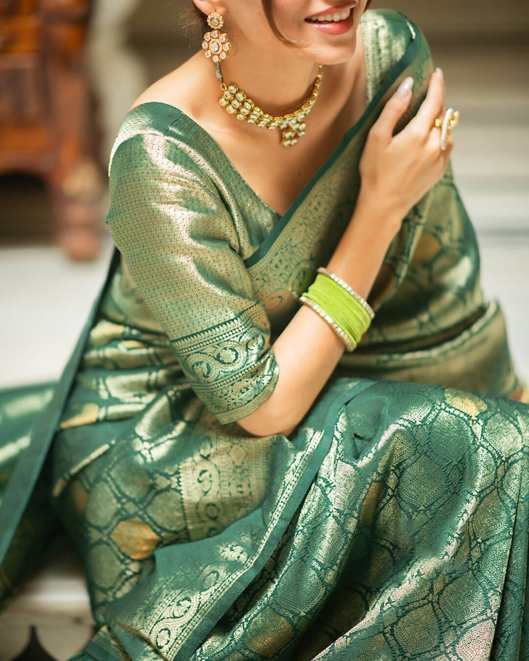 Scintilla Green Soft Silk Saree With Forbearance Blouse Piece