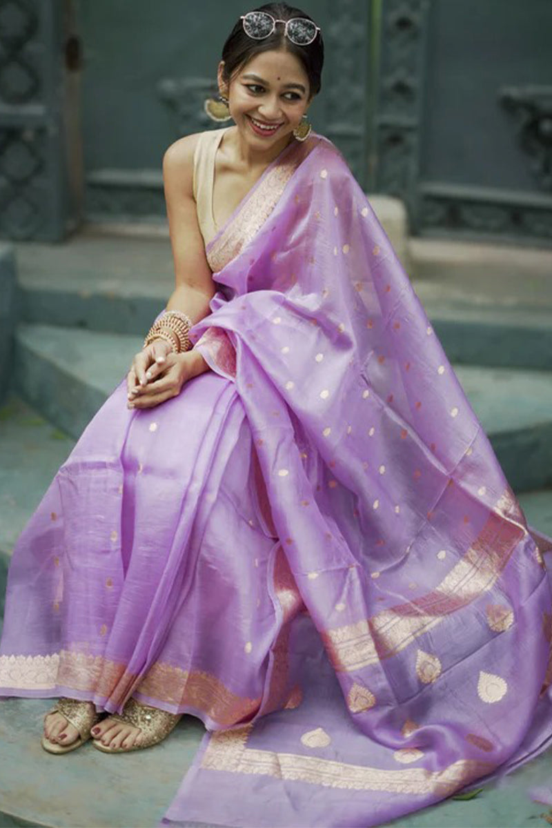 Proficient Lavender Linen Silk Saree With Winsome Blouse Piece