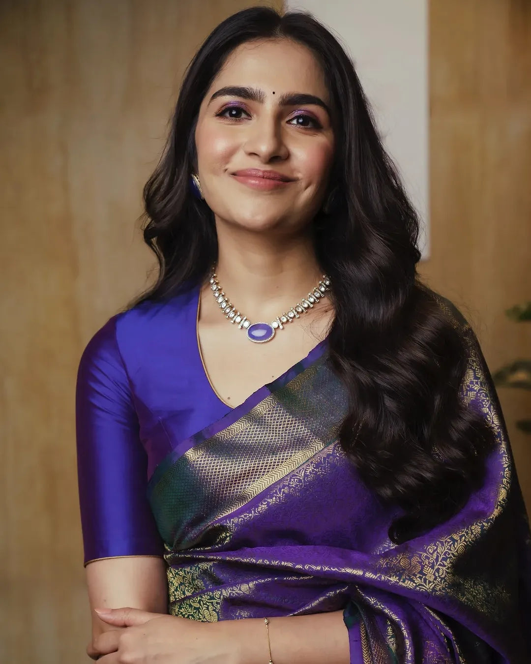 Energetic Royal Blue Soft Silk Saree With Alluring Blouse Piece