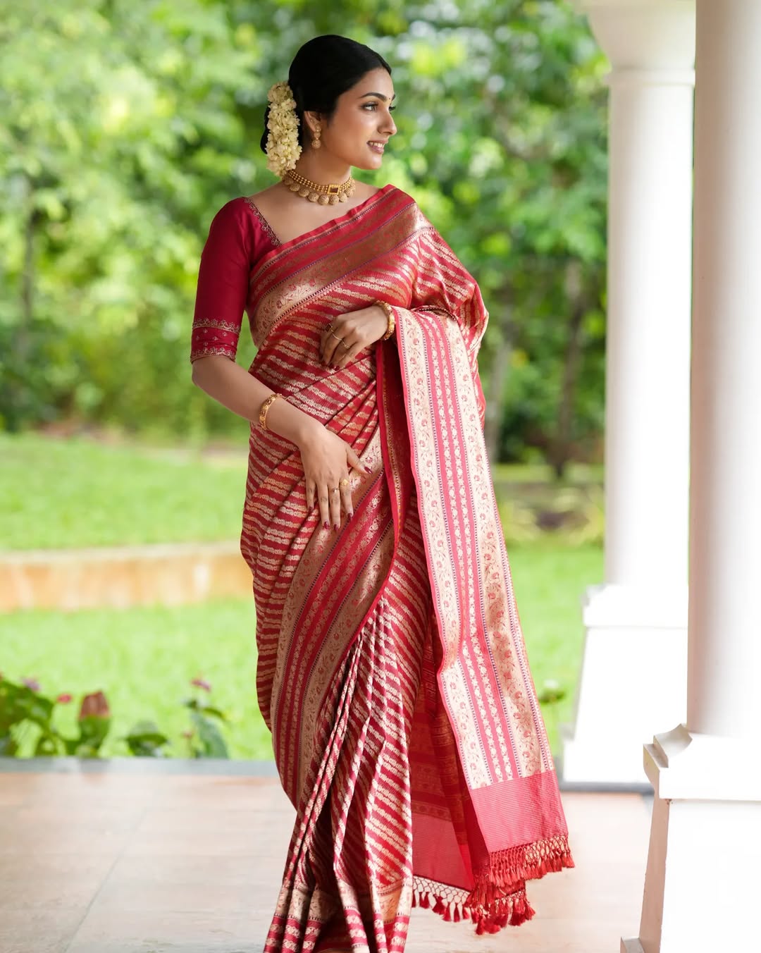 Capricious Red Soft Silk Saree With Invaluable Blouse Piece