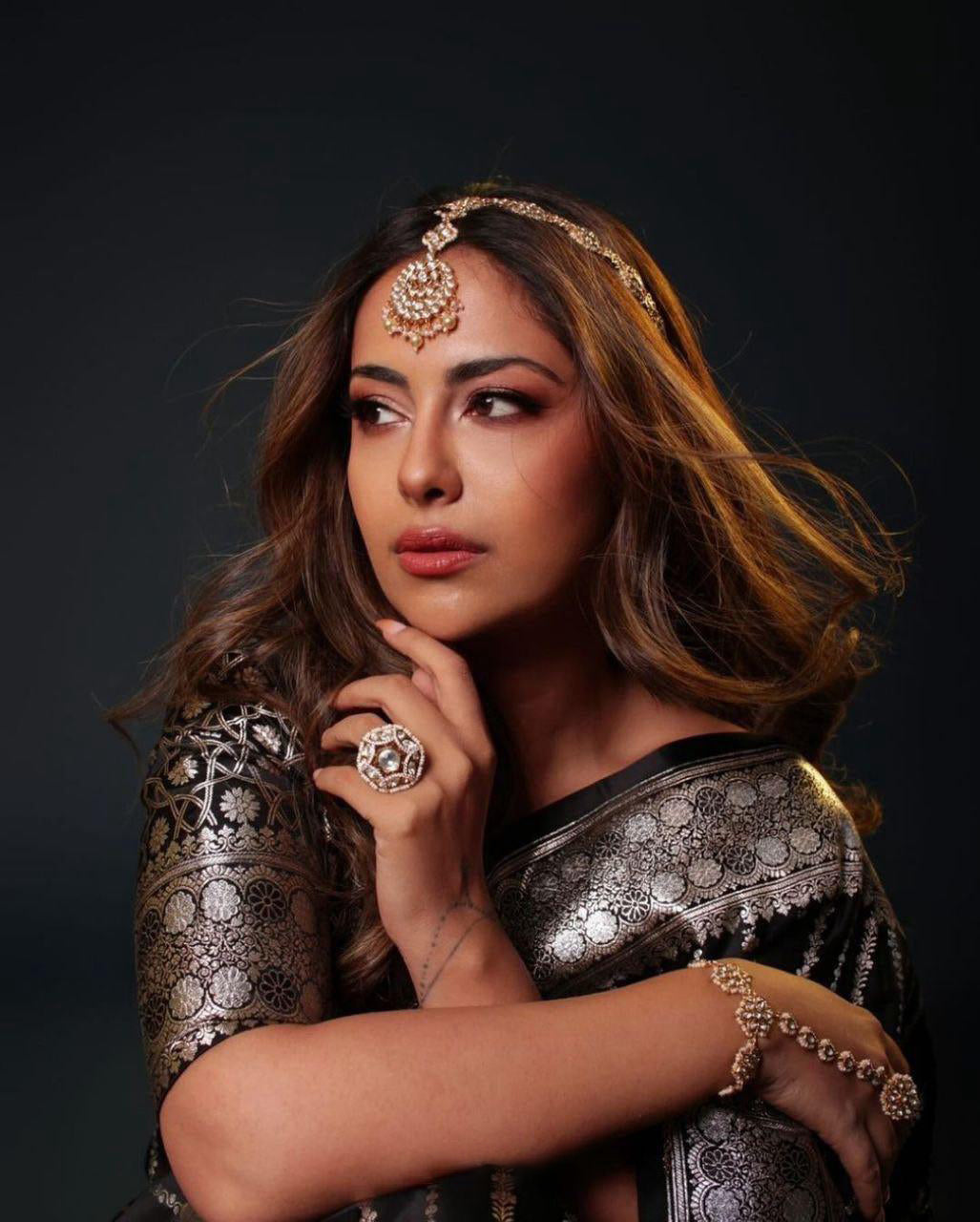 Marvellous Black Soft Silk Saree With Innovative Blouse Piece