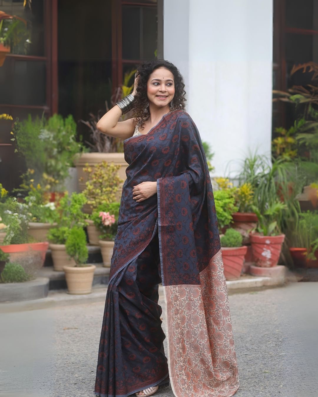 Diaphanous Black Soft Silk Saree With Ailurophile Blouse Piece