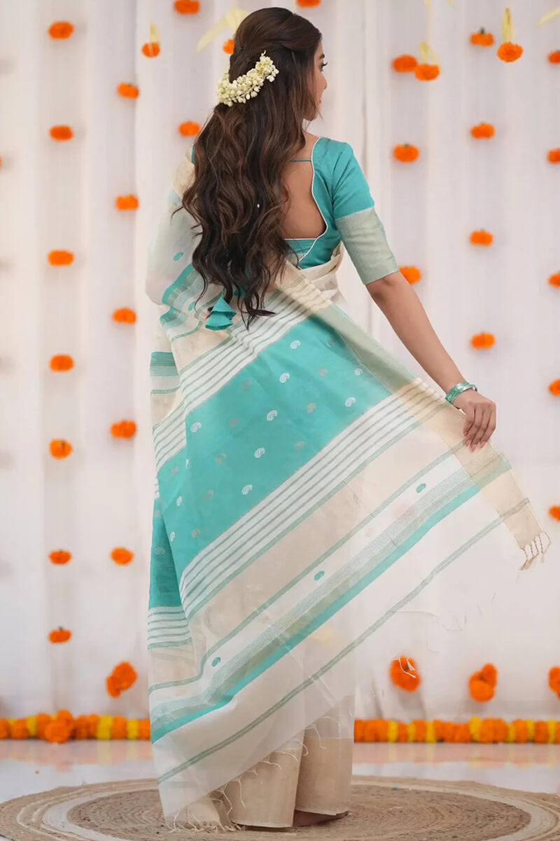 Skinny Beige Cotton Silk Saree With Zephyr Blouse Piece