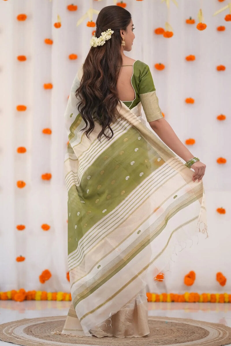 Dazzling Beige Cotton Silk Saree With Delectable Blouse Piece