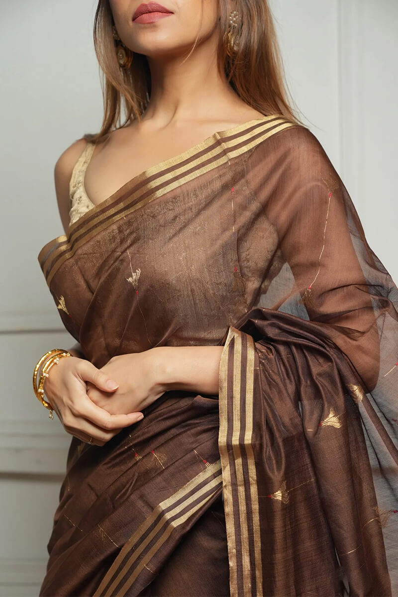Fragrant Brown Cotton Silk Saree With Enthralling Blouse Piece