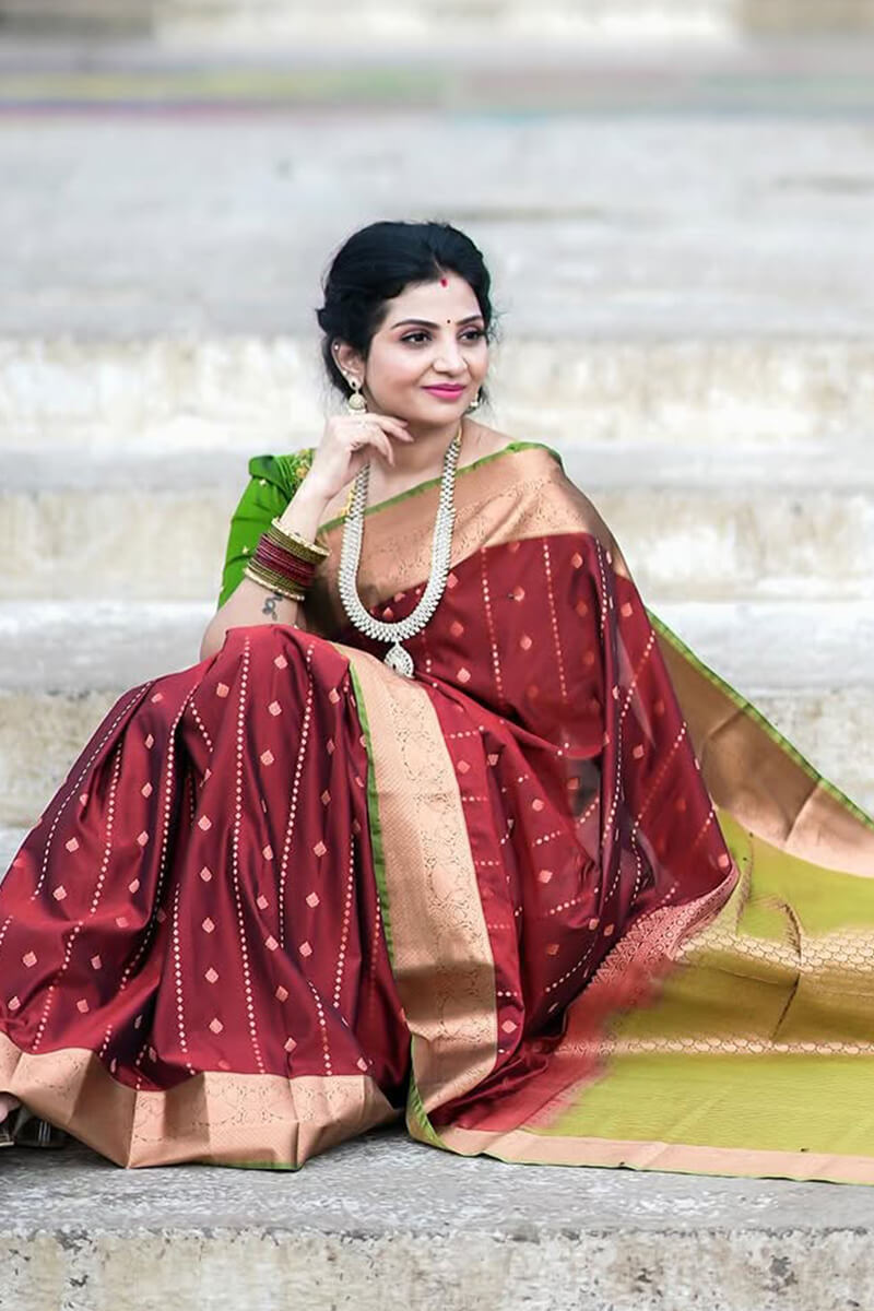Entrancing Wine Soft Silk Saree With Lissome Blouse Piece