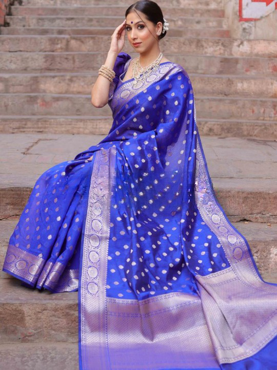 Evanescent Blue Soft Silk Saree With Glittering Blouse Piece