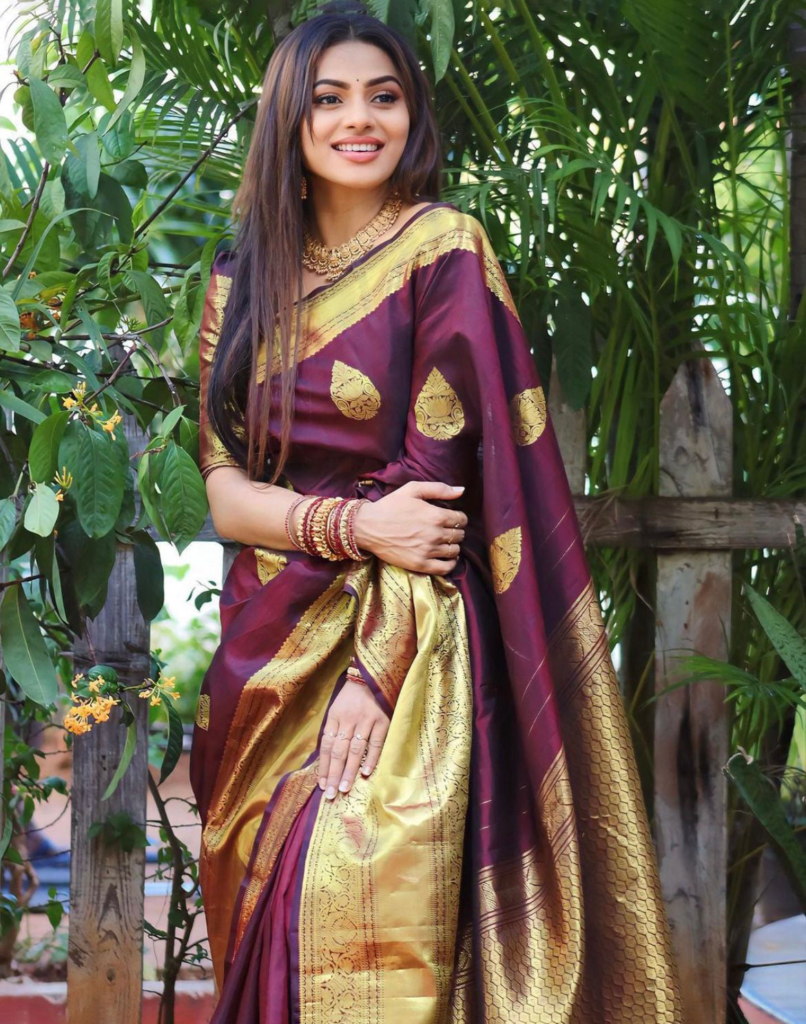 Elision Wine Soft Silk Saree With Beautiful Blouse Piece