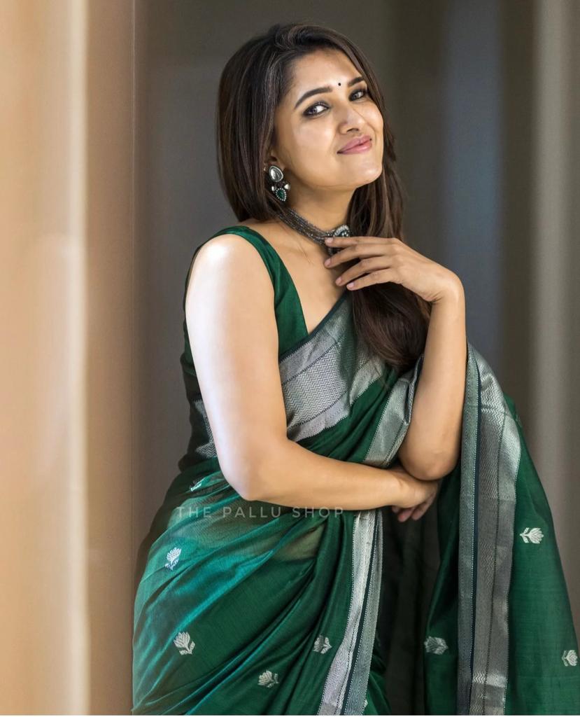 Phthalo Green Maheshawari Cotton Silk Saree