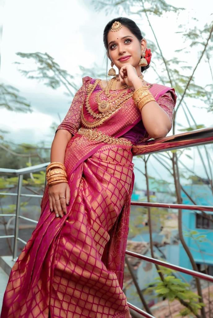 Jazzy Dark Pink Soft Silk Saree With Tempting Blouse Piece