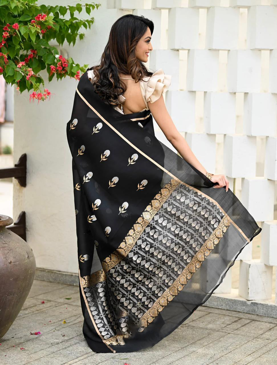 Impressive Black Soft Silk Saree With Assemblage Blouse Piece