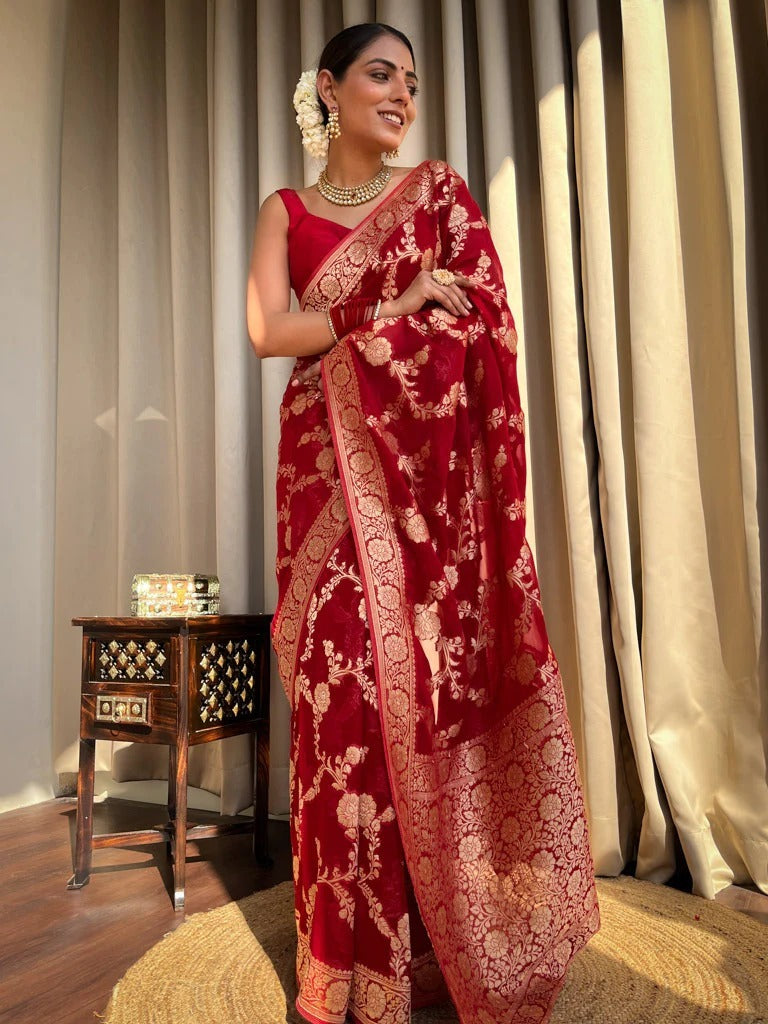 Luminous Red Soft Silk Saree With Exceptional Blouse Piece