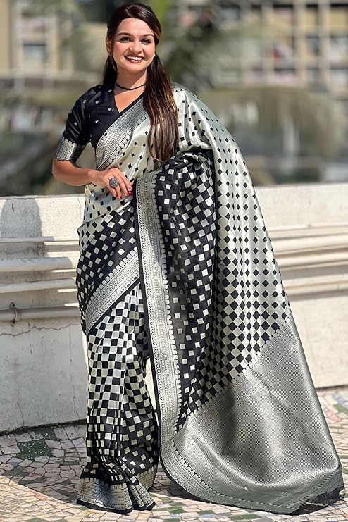 Excellent Black Soft Silk Saree With Forbearance Blouse Piece